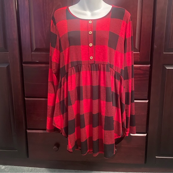 Red Buffalo Plaid Tunic Top - Picture 2 of 7